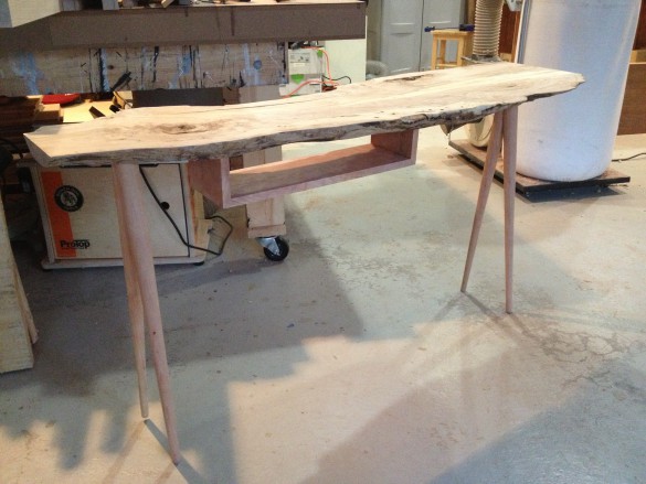 spalted_maple_hall_table10